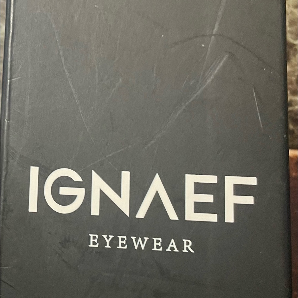 IGNAEF Eyewear Case